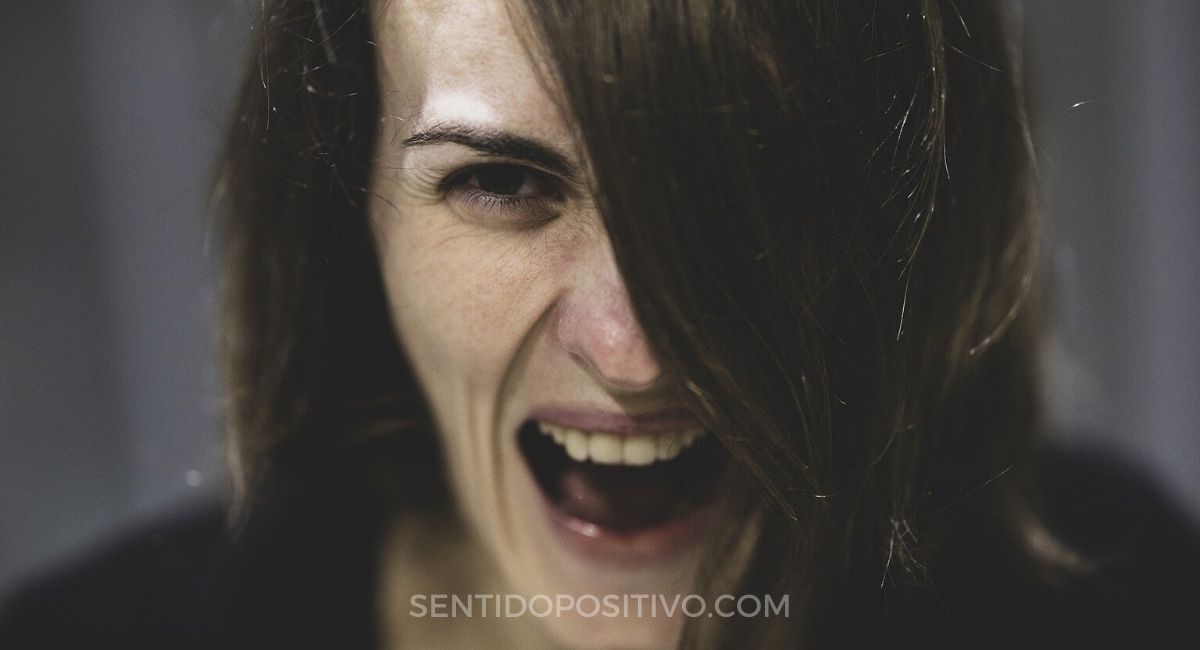 Agresión verbal: 7 maneras de responder a personas verbalmente agresivas
