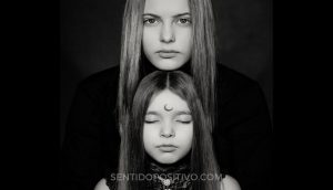 Madre narcisista: Así afecta el narcisimo a sus hijas