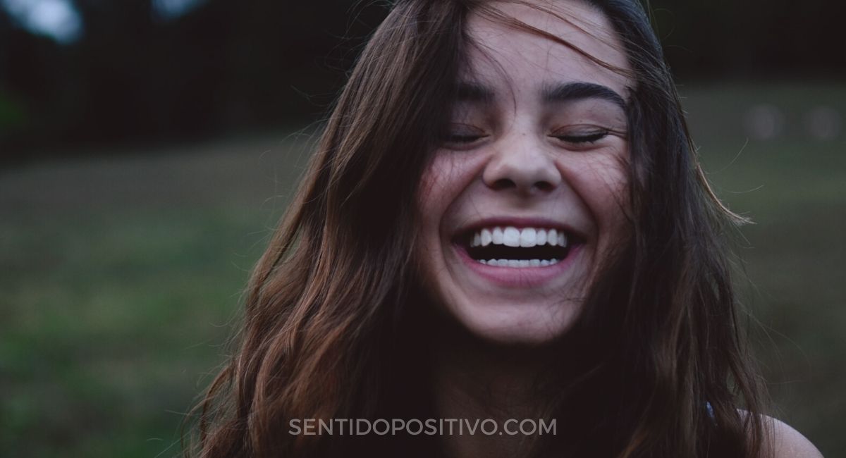 Personas felices: 12 Cosas que hacen las personas felices