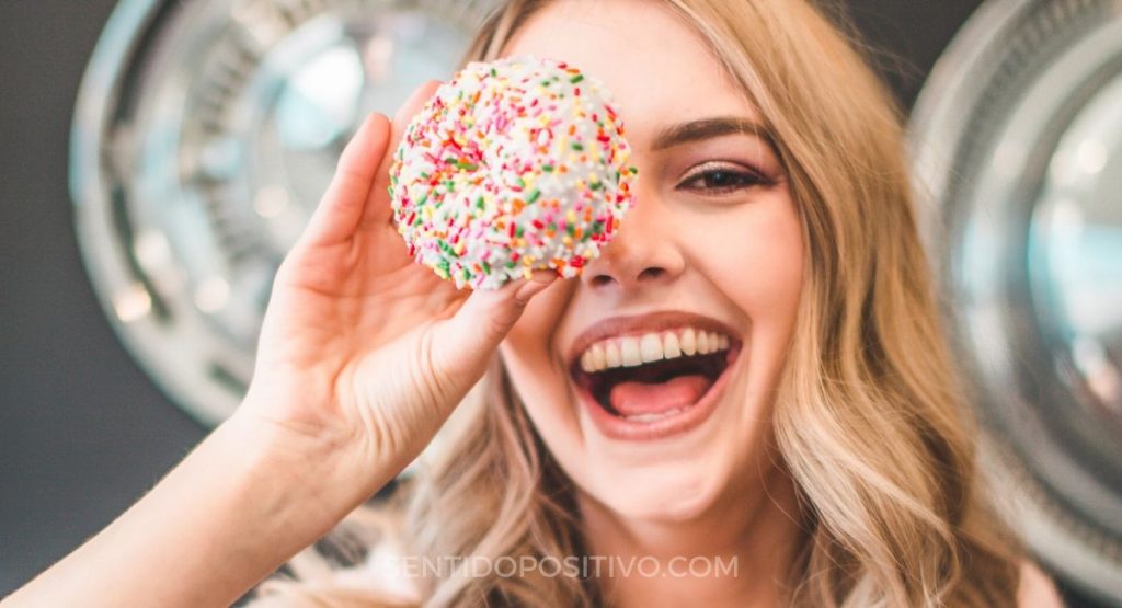 Cómo ser más feliz: 10 hábitos de la gente que siempre está feliz